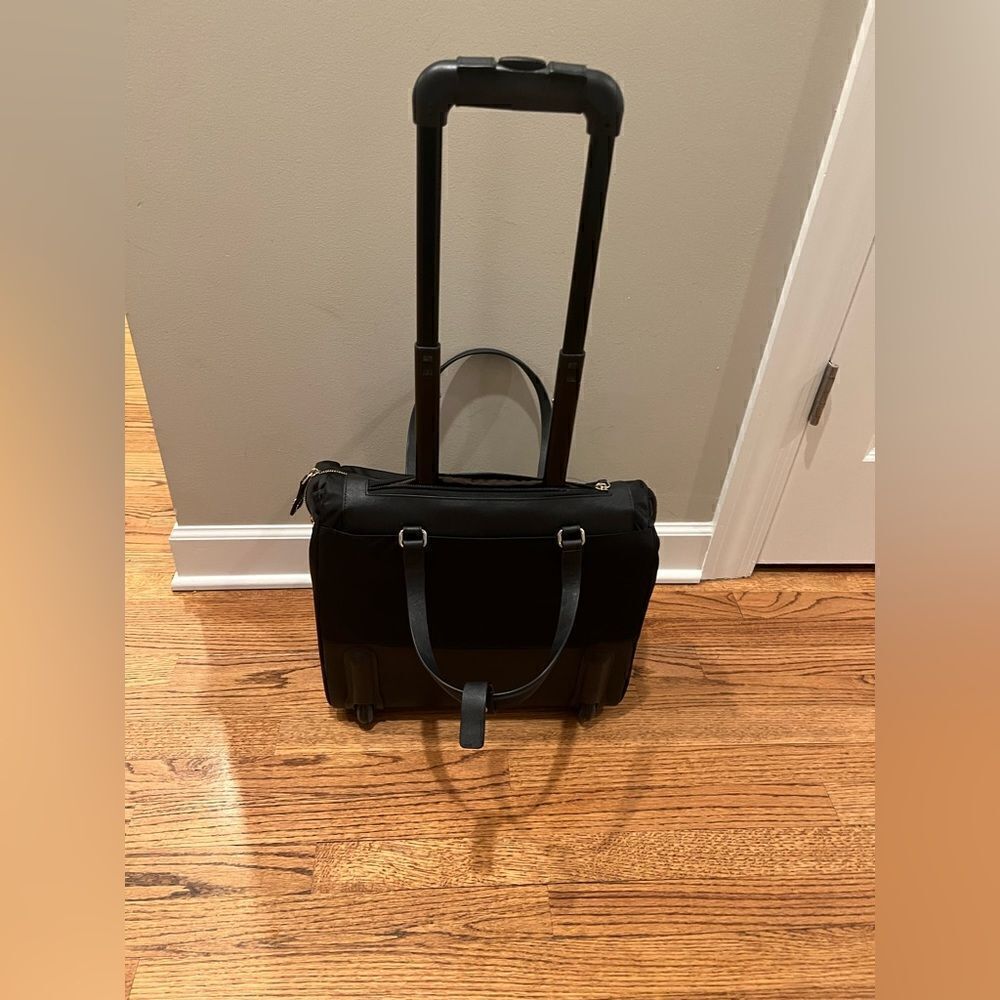 Henri Bendel Jetsetter Carry-on Wheelie - Black - Picture 4 of 10